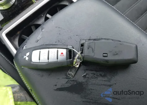 2022 Mitsubishi Outlander Black Edition S-Awc/Se 2.5 S-Awc/Se Launch Edition S-Awc z USA, uszkodzony, nr VIN JA4J4UA89NZ088239